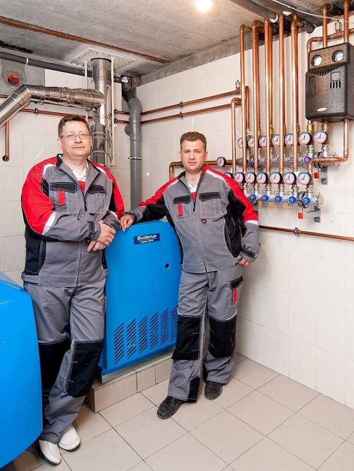 Pimlico engineer at customers gate